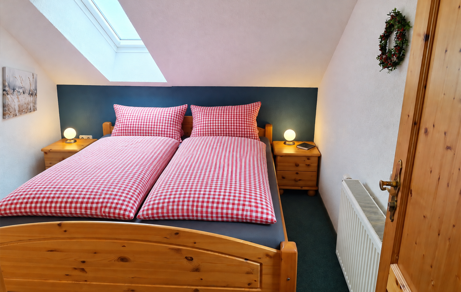 Schlafzimmer Ferienwohnung Rupperg im Gruppenhaus Kanzlersgrund nähe Oberhof